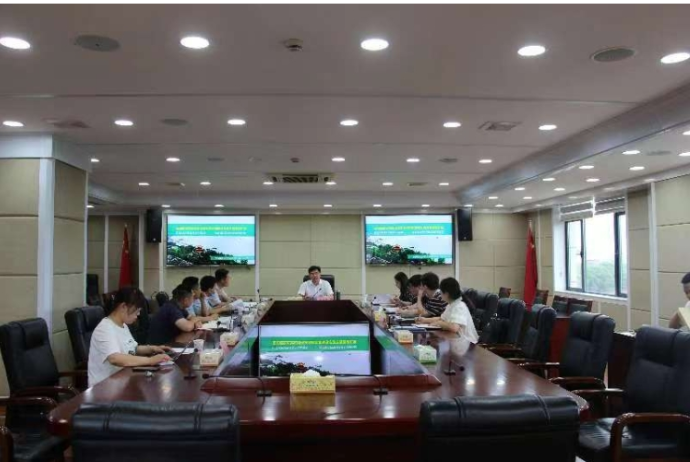 凝心聚力，爭(zhēng)創(chuàng)國(guó)家農(nóng)高區(qū)—岳陽(yáng)市人民政府副市長(zhǎng)張世愚聽取創(chuàng)建工作匯報(bào)
